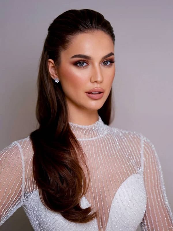 The Best Hair Extensions for Every Face Shape-Bella Hararo