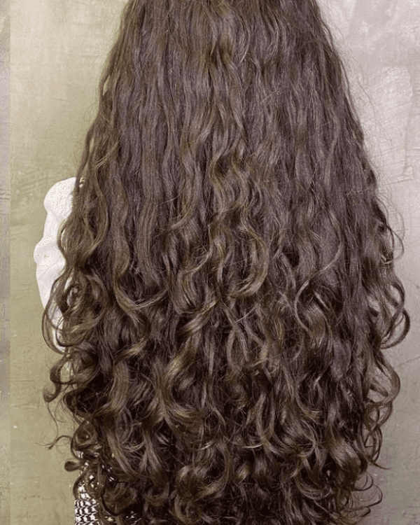 Enhance your hair with Bella Hararo’s Indian Remy I-Tip Wavy Hair Extensions